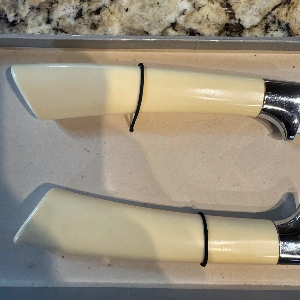 Vintage Carvel Hall 2 piece stainless steel carving set - Knife and fork set